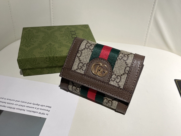 グッチ財布コピー正面デザイン